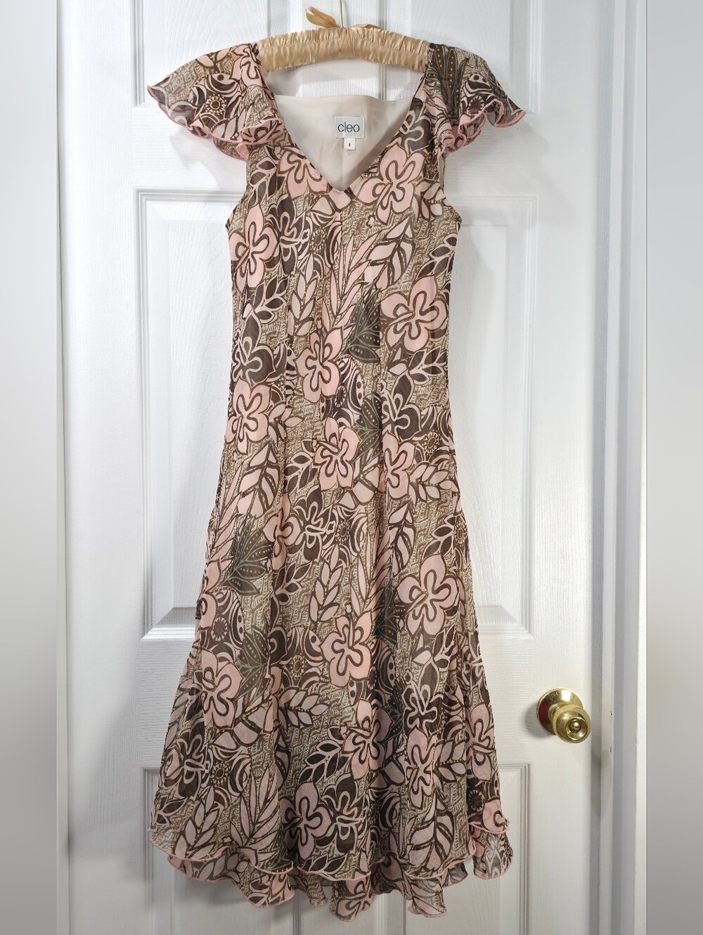 Floral V-Neck Flutter Sleeve Midi Dress in Dusty Pink Y2k Revival Summer Dress - Picture 2 of 12